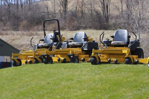 when to level a zero turn mower deck